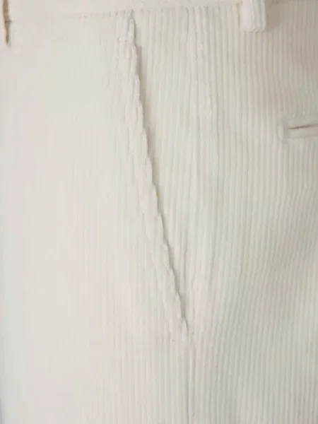 Pantaloni Berwich de catifea cord alb