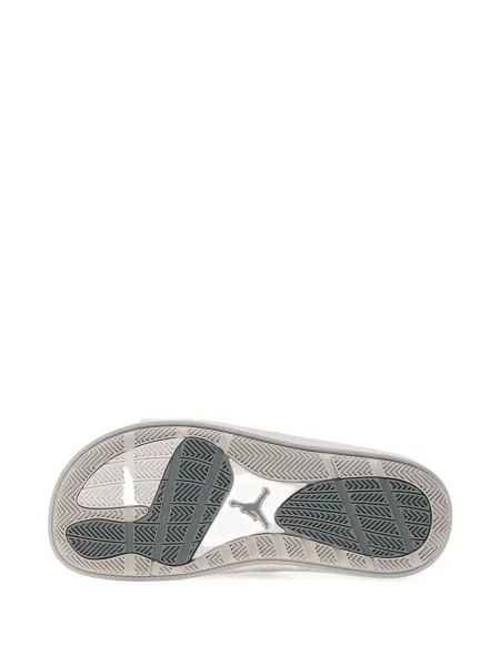 Маратонки Jordan на платформе бяло