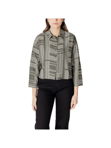 Bluză Jacqueline De Yong scurtă negru