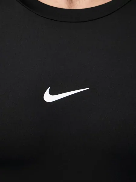 Футболка Nike
