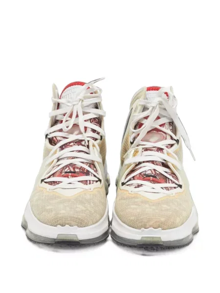 Sneakerși Nike LeBron alb