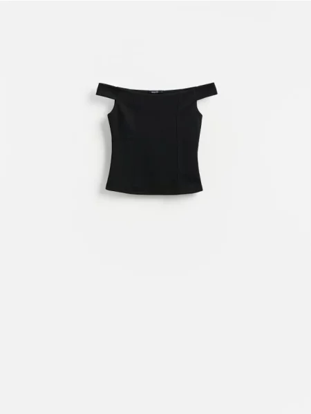 Reserved Top cu adaos de negru