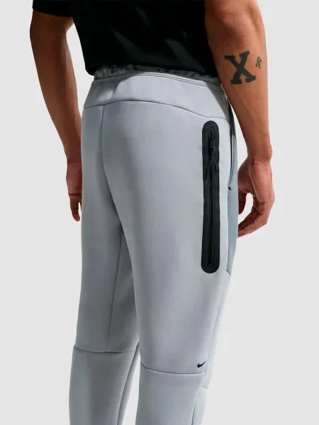 Флисовые джоггеры Nike серые