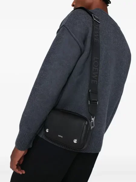 Δερμάτινη τσάντα Loewe μαύρο