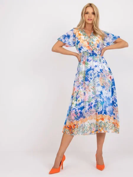 Oblekové midi šaty Fashionhunters s potlačou po kolená biela