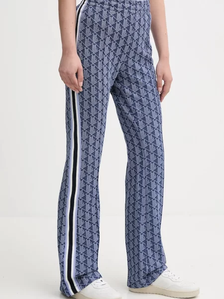 Однотонные спортивные штаны Lacoste