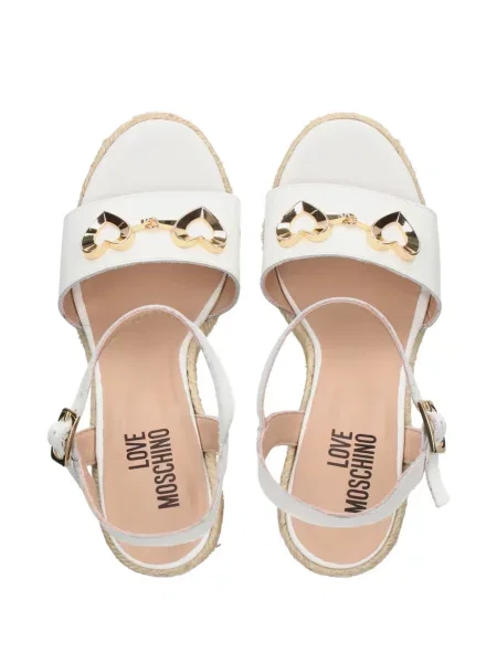 Сандали Love Moschino с клин ток със сърца бяло