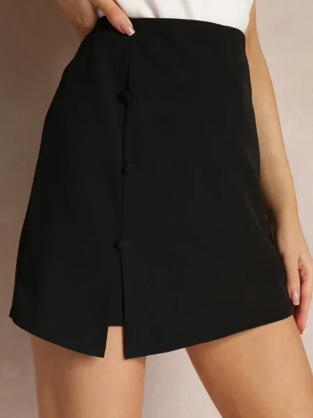 Pantaloni Scurți Tip Fustă Isonee negre