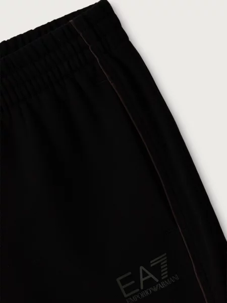 Emporio Armani spodnie dresowe dziecięce z bawełną czarne