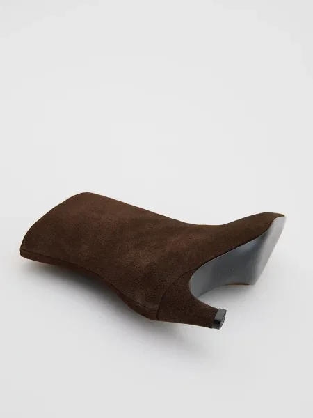 Ботильоны Reserved на низком каблуке коричневые