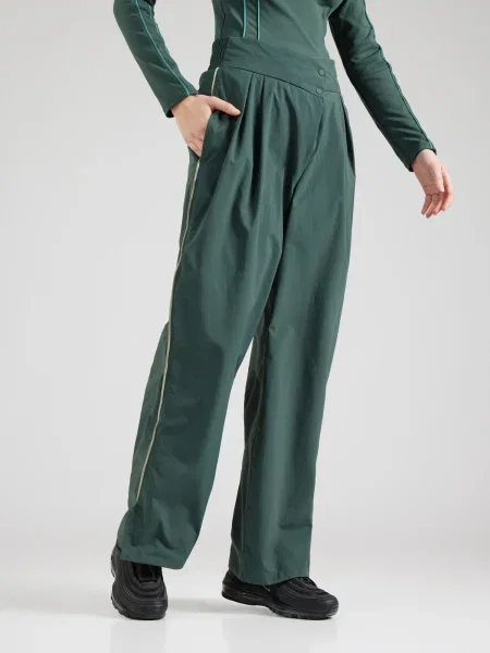 Nike Sportswear Pantaloni cutați verde