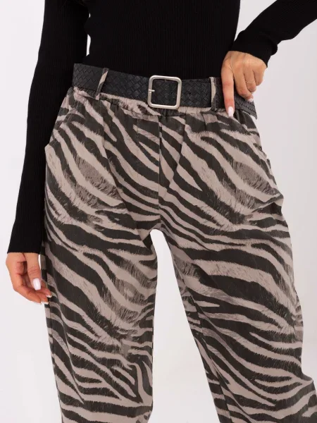 Cropp pantaloni Moda Italy negru