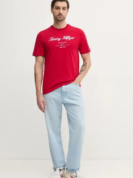 Tommy Hilfiger Majica Script Logo Regular Fit rdeča