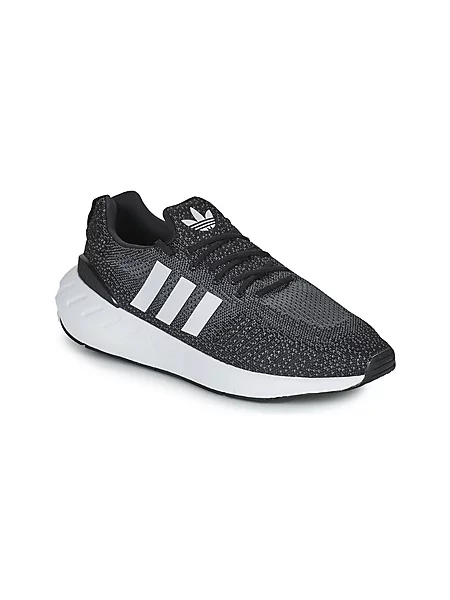 Tek superge Adidas Swift Run črna