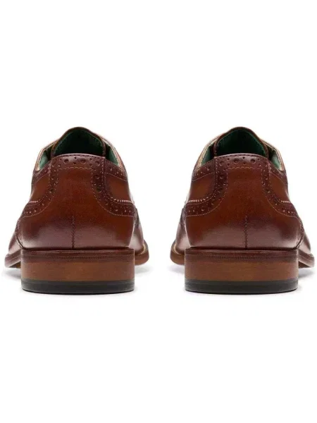 Pantofi Clarks maro