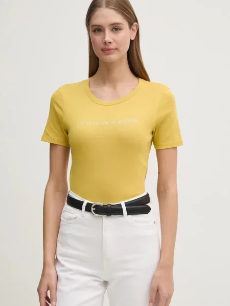 Тениска United Colors of Benetton червено