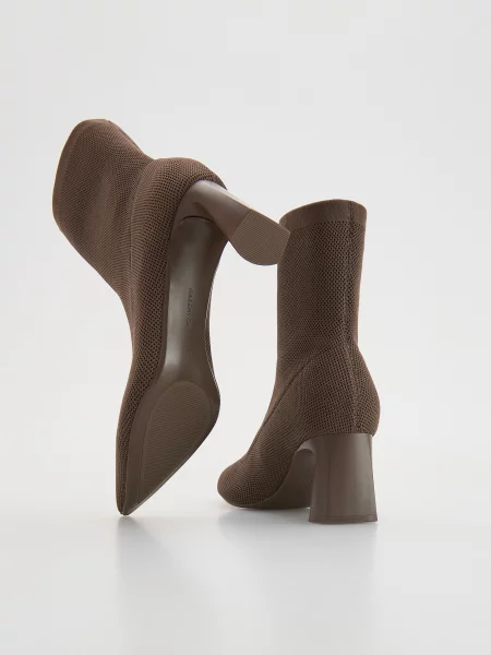 Reserved Ботильйони на кавовий 