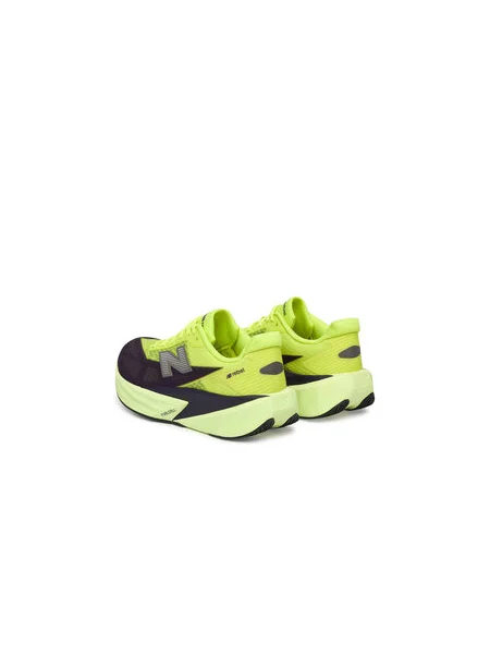 Bežecké topánky New Balance FuelCell Rebel v5 zelená