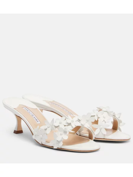 Papuci tip mules Manolo Blahnik din piele cu model floral alb