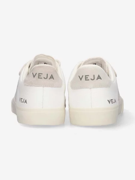 Кожаные кроссовки Veja белые