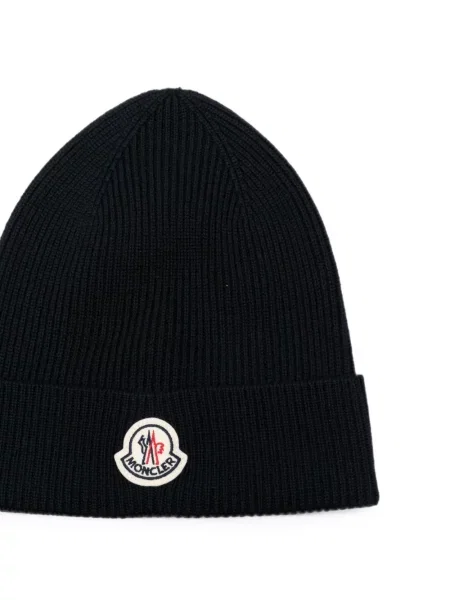 Căciulă Moncler tricotate cu autograf negru