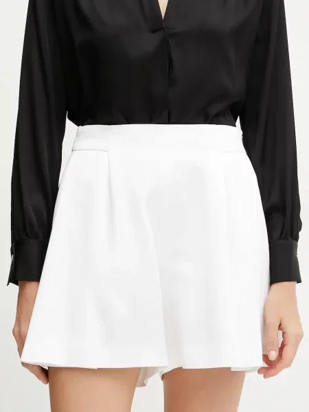 BOSS pantaloni scurti alb