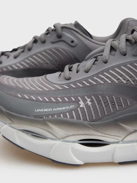 Кроссовки для бега Under Armour серые