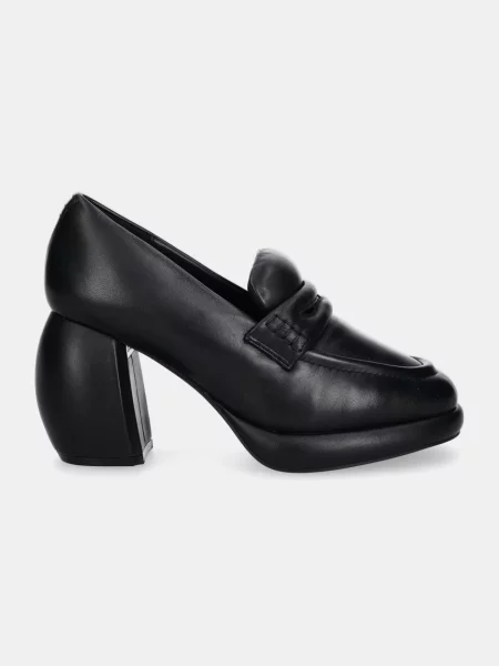 Δερμάτινα γοβάκια Clarks Originals CUR Loafer 1 μαύρο