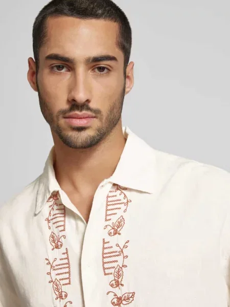 Koszula casualowa z mieszanki lnu i model ‘ORMILOS’ Jack & Jones biała