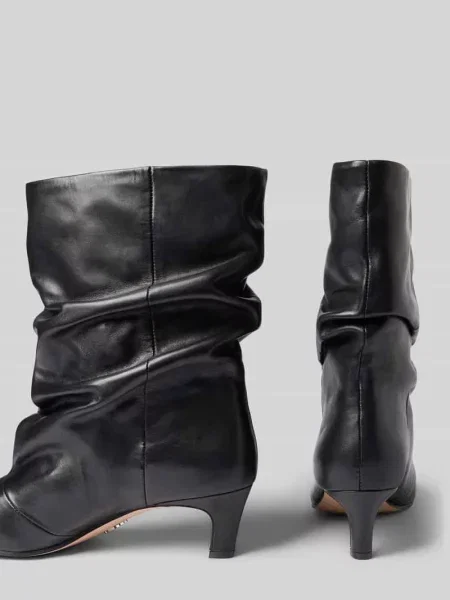 Botki z niską szpilką ze skóry bydlęcej nappa Steve Madden czarne