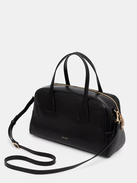Calvin Klein Válltáska fekete