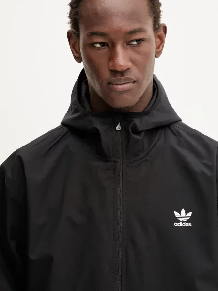 Демисезонная куртка Adidas Originals черная