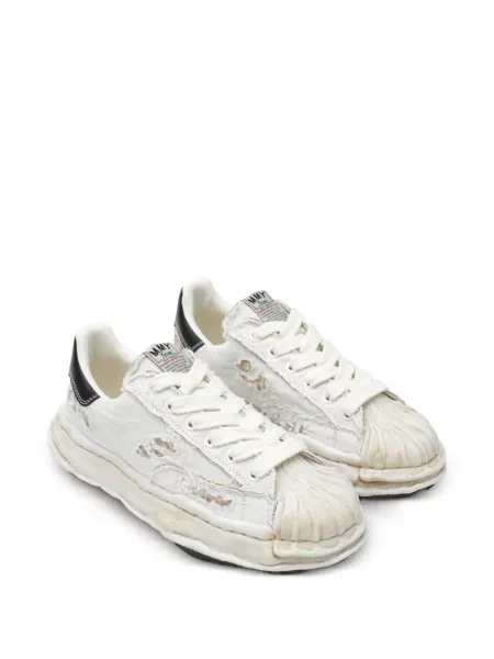 Sneakers Maison Mihara Yasuhiro με κορδόνια με σκισίματα με δαντέλα λευκό