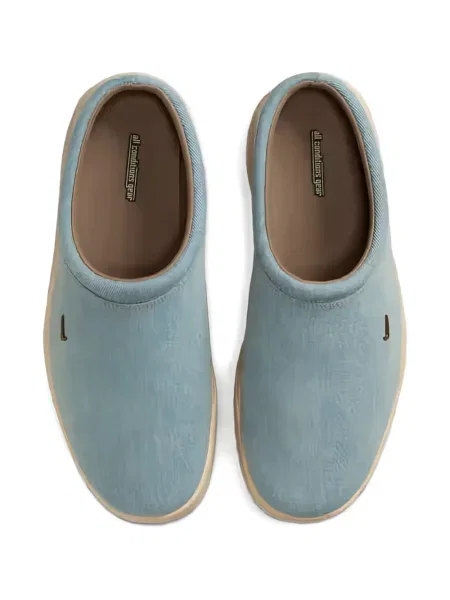 Semišová slip on krátká kabelka Nike modrá