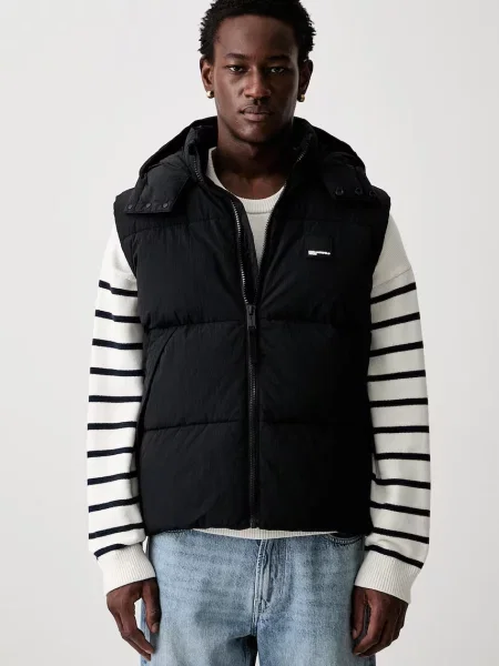 Karl Lagerfeld Jeans jachetă fără mâneci cu glugă pentru bărbați negru