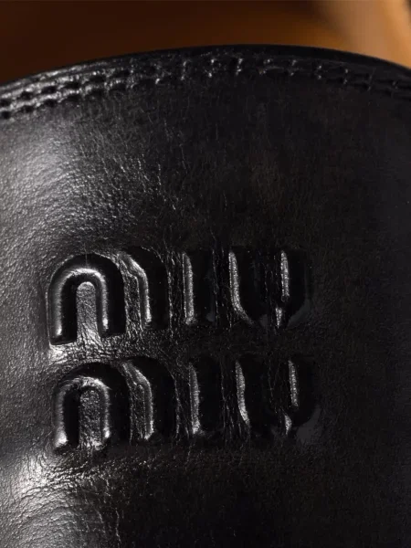 Pantofi loafer Miu Miu din piele negru