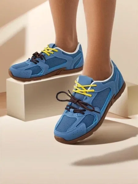 Sneakerși Resti maro