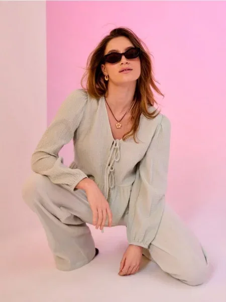 Муслиновые брюки Sinsay зеленые