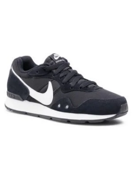 Nike Topánky Venture Runner čierna