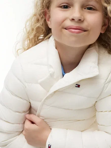 Tommy Hilfiger пухено яке за деца бяло