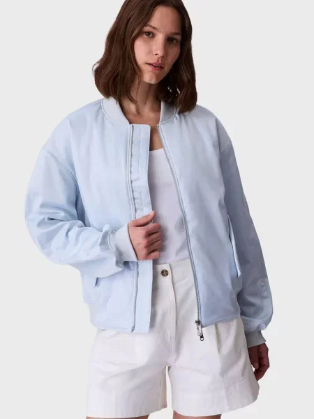 Атласна джинсова куртка Calvin Klein Jeans блакитна