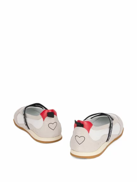 Balerini Love Moschino cu autograf