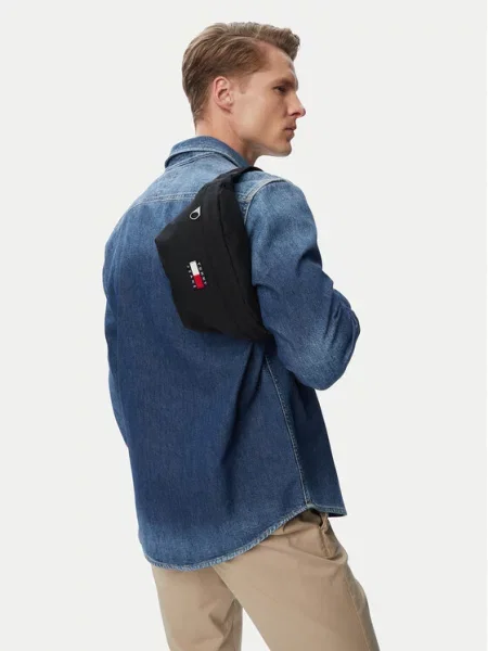 Tommy Jeans Ľadvinka Essential' čierna