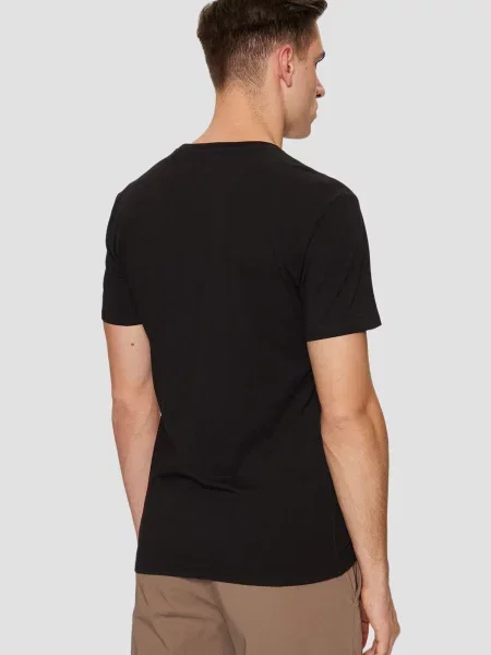 Футболка GUESS чорний