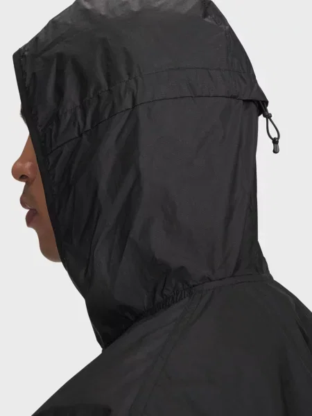 Вітровка Under Armour чорна