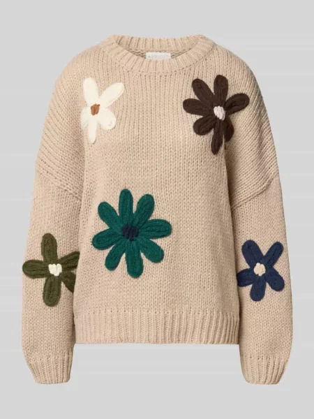 Sweter z dzianiny o kroju relaxed fit z kwiatowym haftem Apricot biały