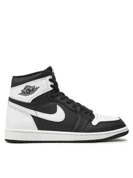 Sneakersy Nike čierna