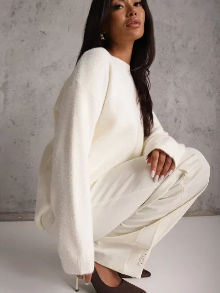 Jasnobeżowy Sweter Oversize z Bawełną i Wełną Typu Basic Oseani beżowy