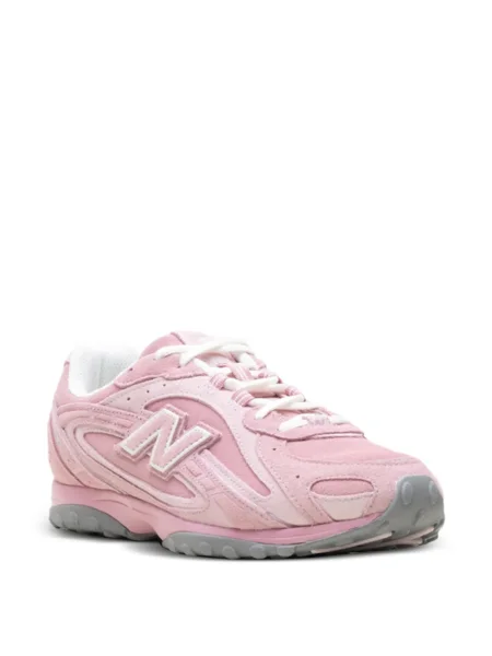 Sneakerși New Balance roz