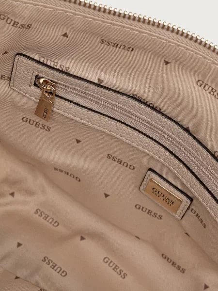 Кожаная сумка-багет Guess